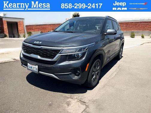 Gravity Gray 2023 Kia Seltos S