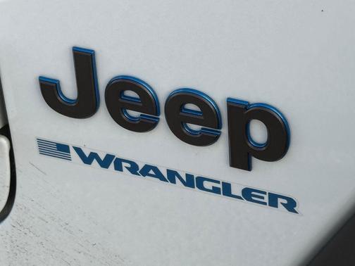 Bright White Clearcoat 2023 Jeep Wrangler 4xe Willys