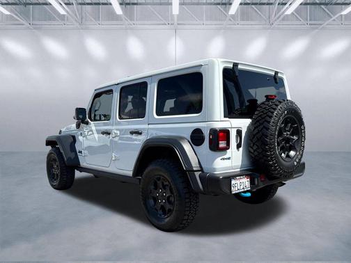 Bright White Clearcoat 2023 Jeep Wrangler 4xe Willys