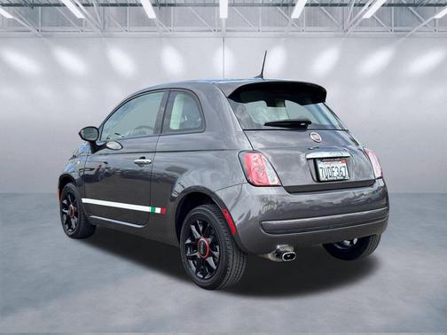Granito Lucente (Granite Crystal) 2016 FIAT 500 Pop