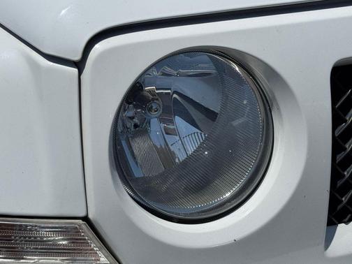 Bright White Clearcoat 2017 Jeep Patriot Latitude