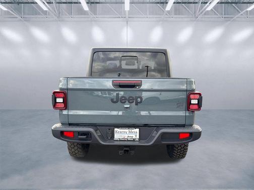 Anvil Clearcoat 2026 Jeep Gladiator Willys 4x4
