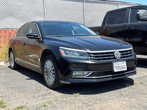 2017 Volkswagen Passat 1.8T SE
