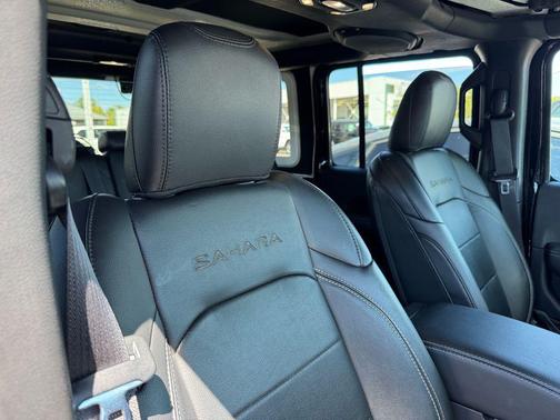 Black Clearcoat 2023 Jeep Wrangler Sahara 4xe