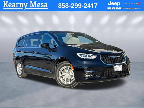 2026 Chrysler Pacifica L