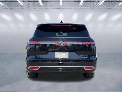 2024 VinFast VF 9 Plus