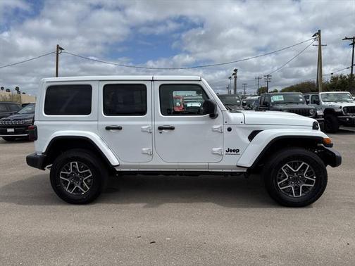 2025 Jeep Wrangler 4-Door Sahara 4x4