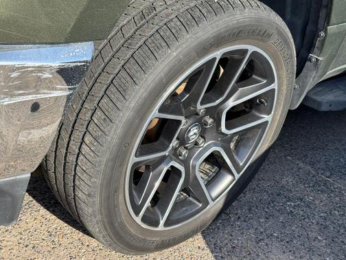Olive Green Pearlcoat 2020 RAM 1500 Big Horn/Lone Star