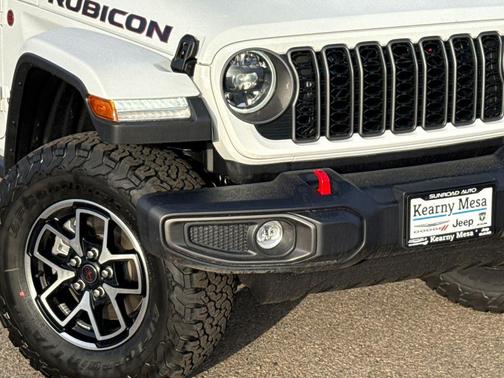 Bright White Clearcoat 2026 Jeep Wrangler Rubicon