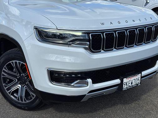 Bright White Clearcoat 2024 Jeep Wagoneer Series II 4x2