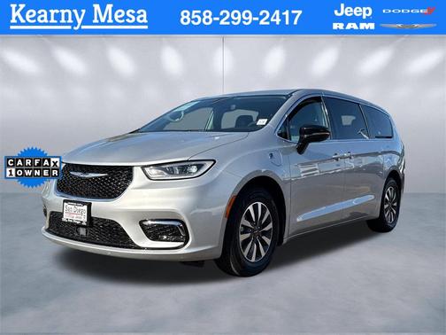 2024 Chrysler Pacifica Hybrid Select