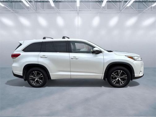 2018 Toyota Highlander LE Plus