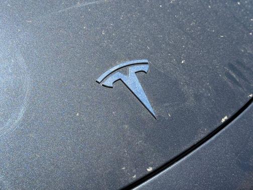 Gray 2019 Tesla Model 3 Long Range