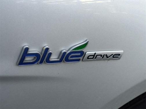 2012 Hyundai SONATA Hybrid Base