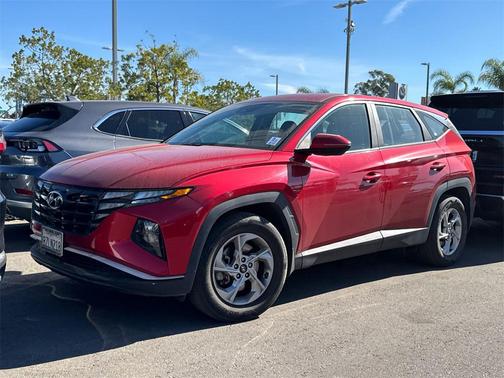 2022 Hyundai TUCSON SE