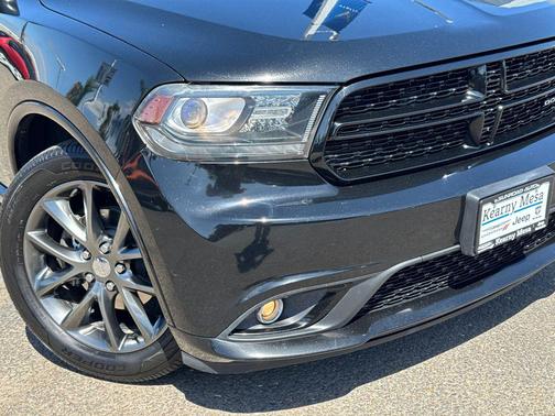DB Black Crystal Clearcoat 2017 Dodge Durango GT