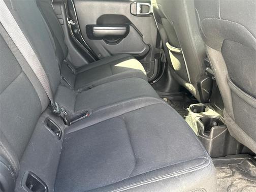 2021 Jeep Gladiator Willys 4x4