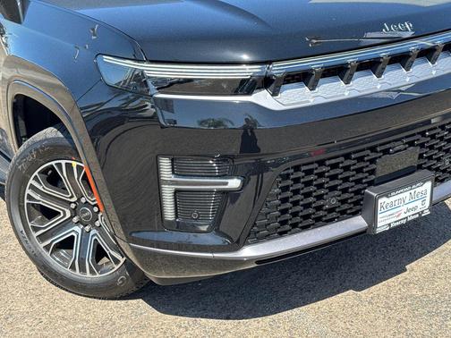 High Gloss Black 2026 Jeep Grand Wagoneer L 4x2