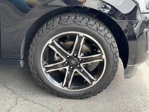 AGATE BLACK METALLIC 2020 Ford Expedition Limited