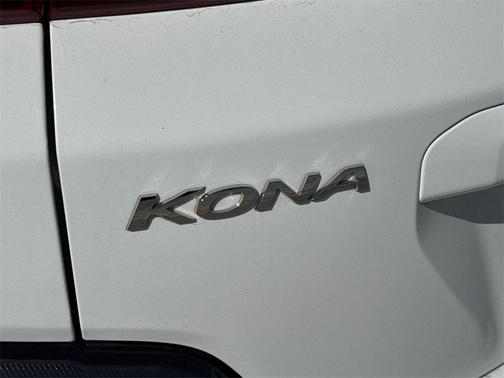 2023 Hyundai KONA EV SE