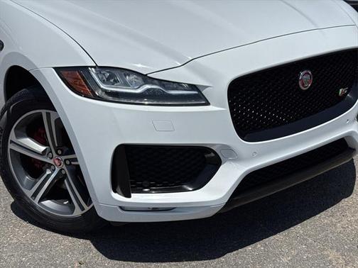 2017 Jaguar F-PACE S