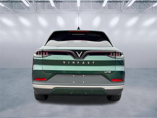 2025 VinFast VF 8 Plus