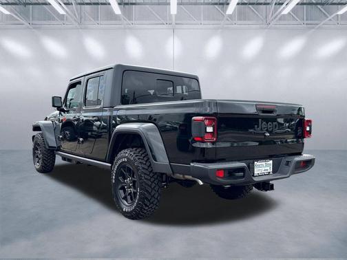 Black Clearcoat 2026 Jeep Gladiator Willys 4x4