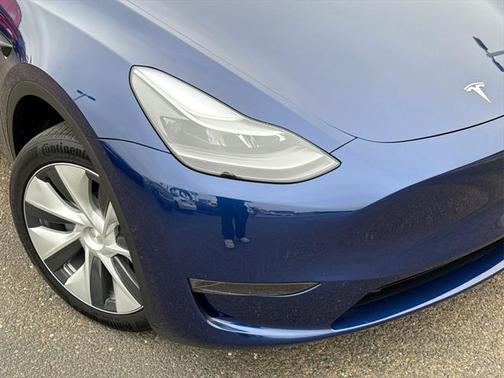 2024 Tesla Model Y Long Range Dual Motor All-Wheel Drive