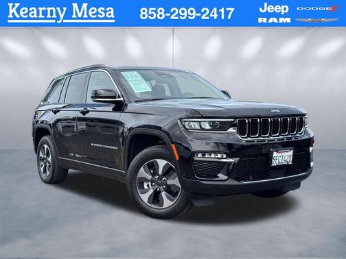 Diamond Black Crystal Pearlcoat 2022 Jeep Grand Cherokee 4xe Base