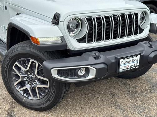 2026 Jeep Wrangler 4-Door Sahara 4x4