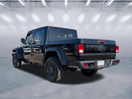 Black Clearcoat 2026 Jeep Gladiator Sport S