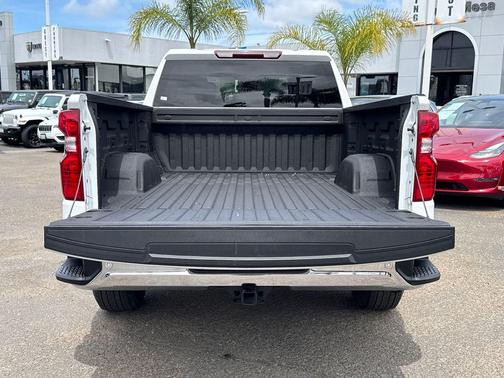 Summit White 2023 Chevrolet Silverado 1500 WT
