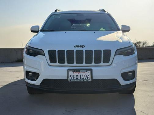 2020 Jeep Cherokee Altitude