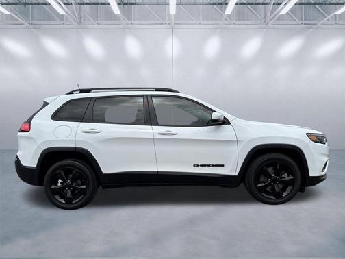 Bright White Clearcoat 2020 Jeep Cherokee Altitude