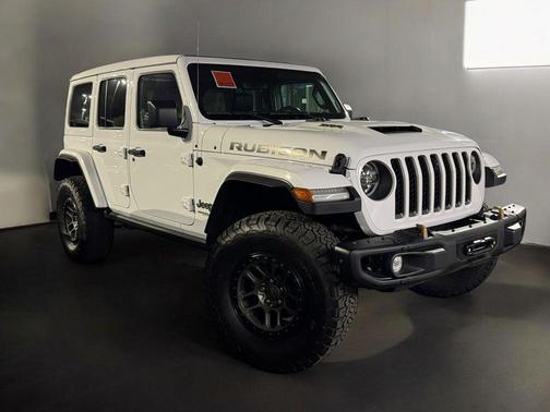 Bright White Clearcoat 2022 Jeep Wrangler Unlimited Rubicon 392