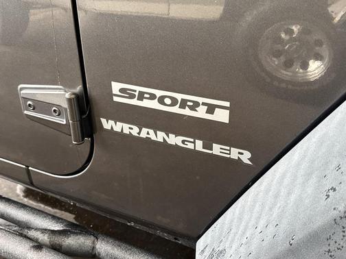 2017 Jeep Wrangler Sport
