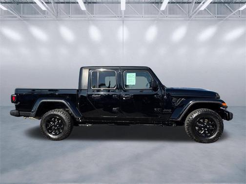 2022 Jeep Gladiator Altitude 4x4