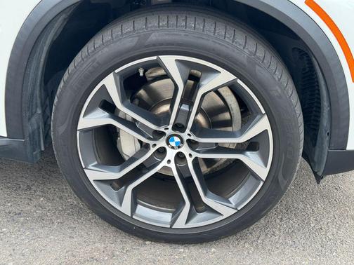 Alpine White 2019 BMW X5 xDrive40i
