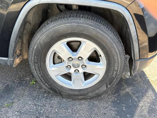 2011 Jeep Grand Cherokee Laredo