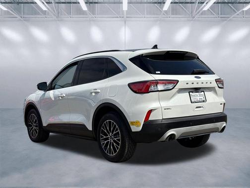 STAR WHITE METALLIC TRI-COAT 2021 Ford Escape SEL