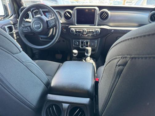 2023 Jeep Wrangler 4xe Willys