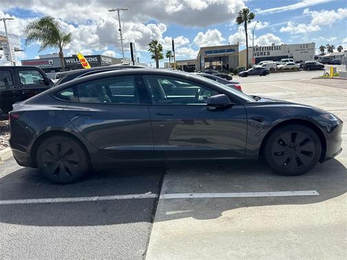 2025 Tesla Model 3 Long Range
