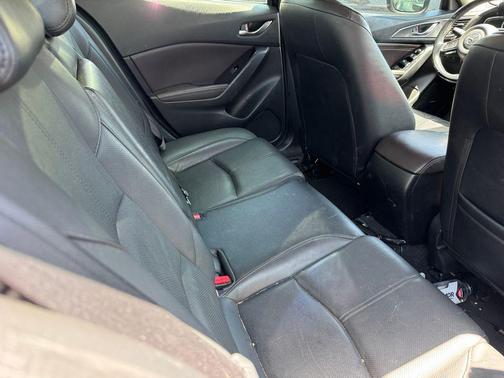 Jet Black Mica 2018 Mazda Mazda3 Grand Touring