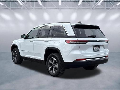 2022 Jeep Grand Cherokee 4xe Base