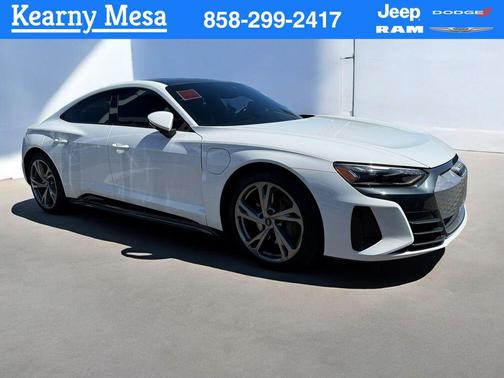 2022 Audi e-tron GT Premium Plus