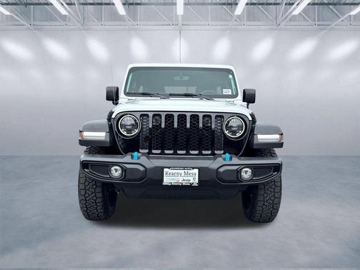Bright White Clearcoat 2023 Jeep Wrangler 4xe Willys