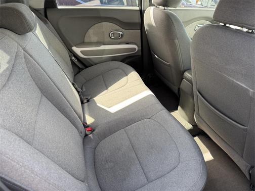 2016 Kia Soul EV Base