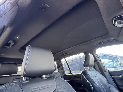 2022 Jeep Grand Cherokee 4xe Overland