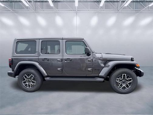 2026 Jeep Wrangler 4-Door Sahara 4x4