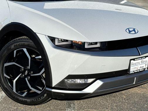 Cyber Gray 2024 Hyundai IONIQ 5 SEL